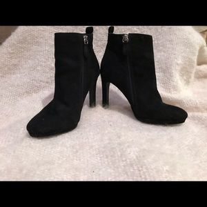 Classic vegan suede ankle boots